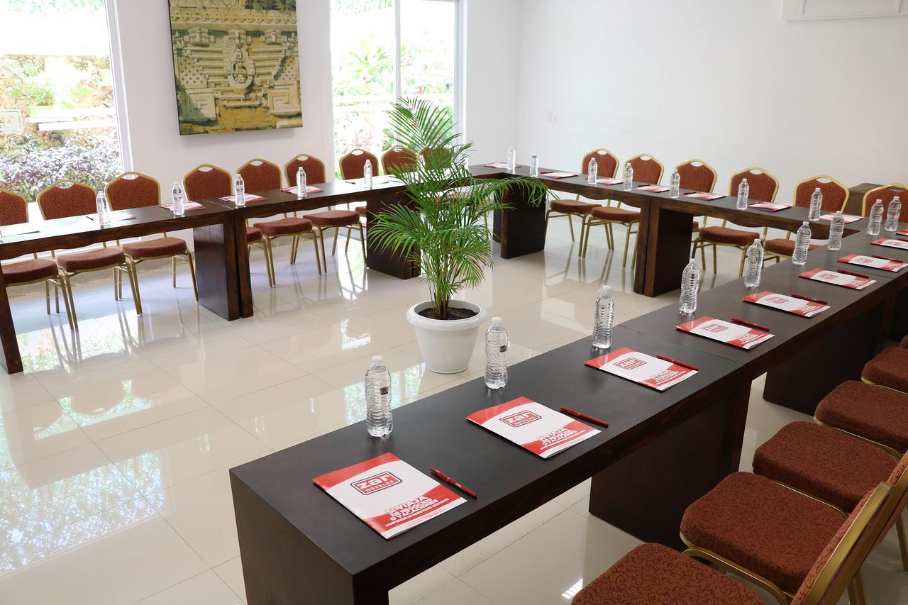 Hotel Zar מרידה מראה חיצוני תמונה